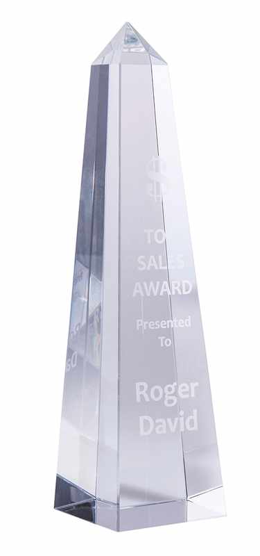 Infiniti Crystal – Obelisco