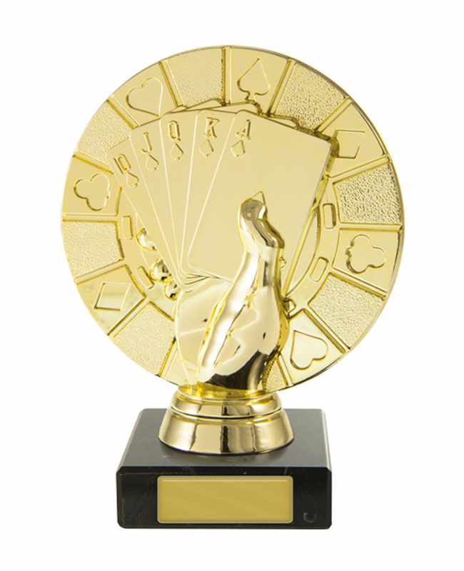 Mano de póquer en la base